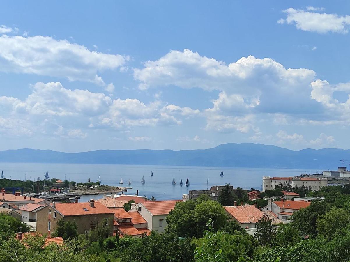 Apartment Deeranaei Kraljevica Bagian luar foto